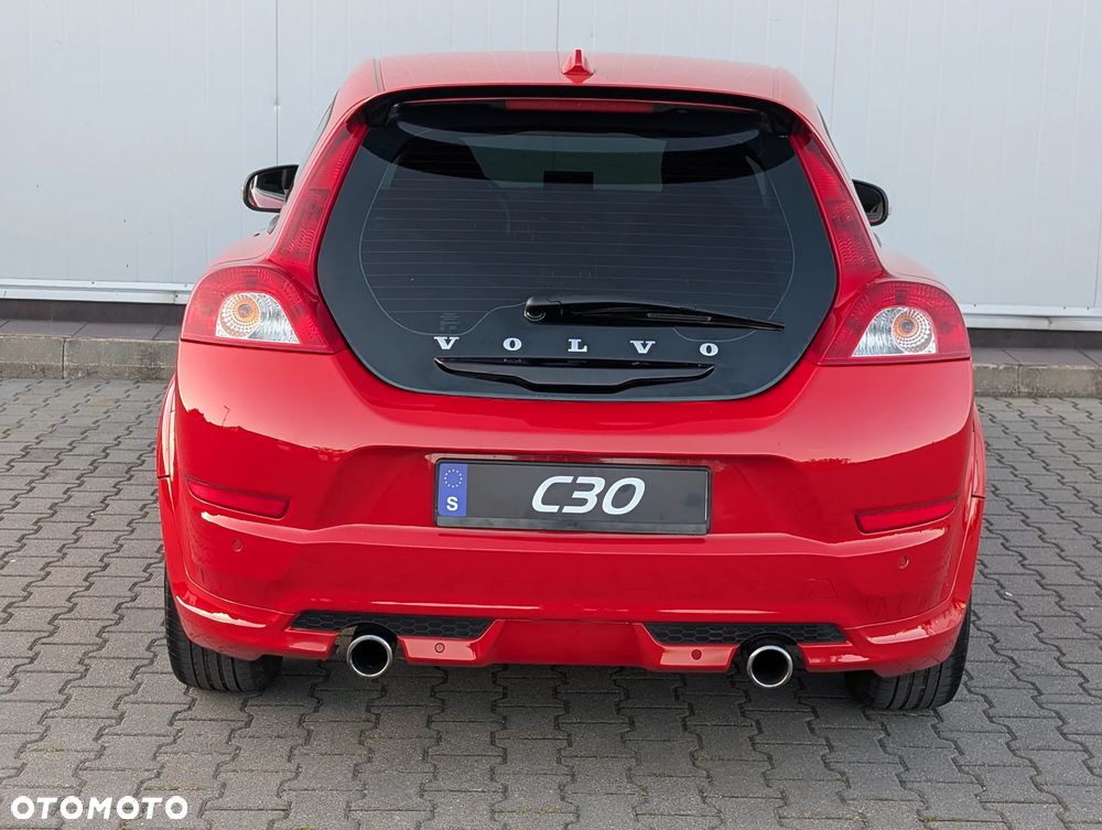 Volvo C30 D4 R-Design - 4