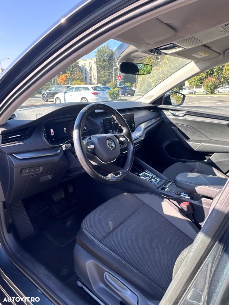 Skoda Octavia 2.0 TDI DSG Ambition - 10