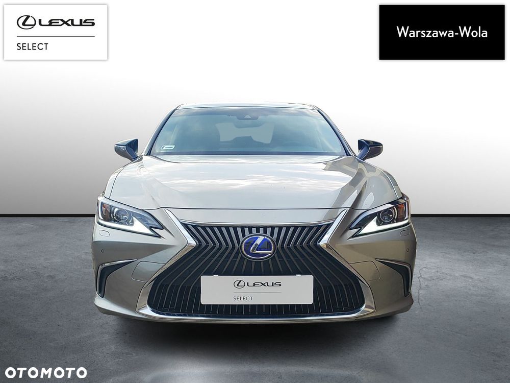 Lexus ES - 4