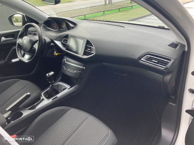 Peugeot 308 1.5 BlueHDi Active Pack - 29