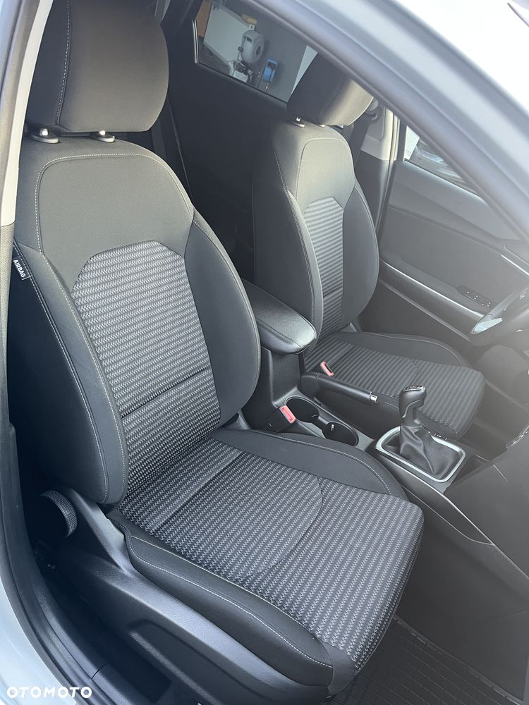 Kia Ceed 1.5 T-GDI M - 6