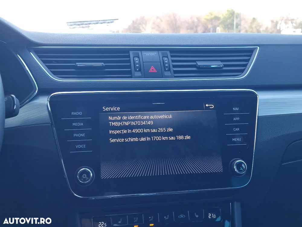 Skoda Superb 2.0 TDI DSG Ambition - 24