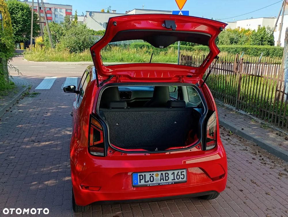 Volkswagen up! 1.0 Beats - 32