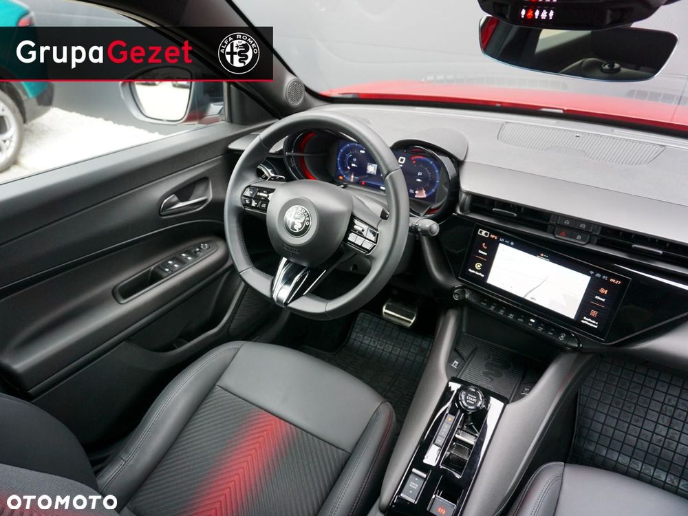 Alfa Romeo Junior 1.2 mHEV Ibrida eDCT - 5