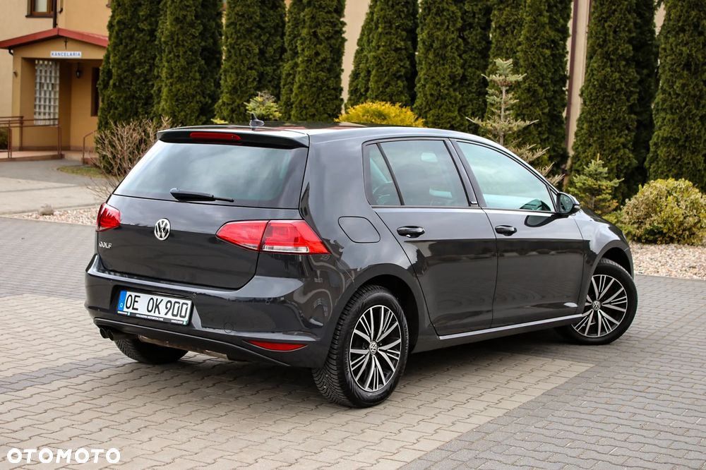 Volkswagen Golf 2.0 TDI BlueMotion Technology Allstar - 8