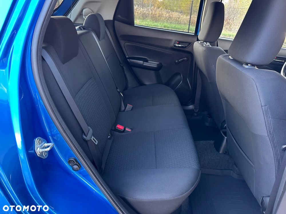 Suzuki Swift 1.2 Premium Plus - 11