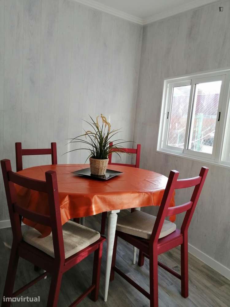 Apartamento com 2 quartos - localizado em Setubal - Grande imagem: 2/12
