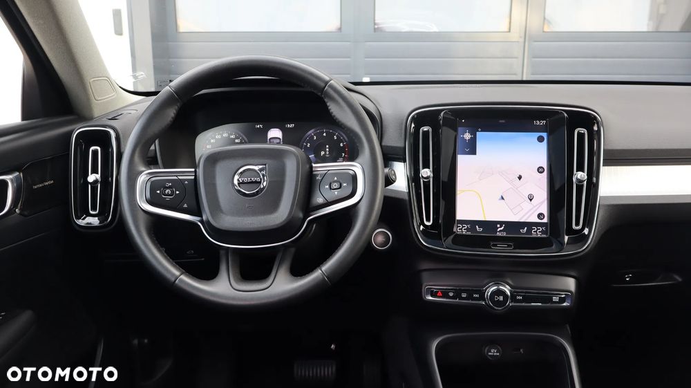 Volvo XC 40 T5 AWD Momentum Pro - 11