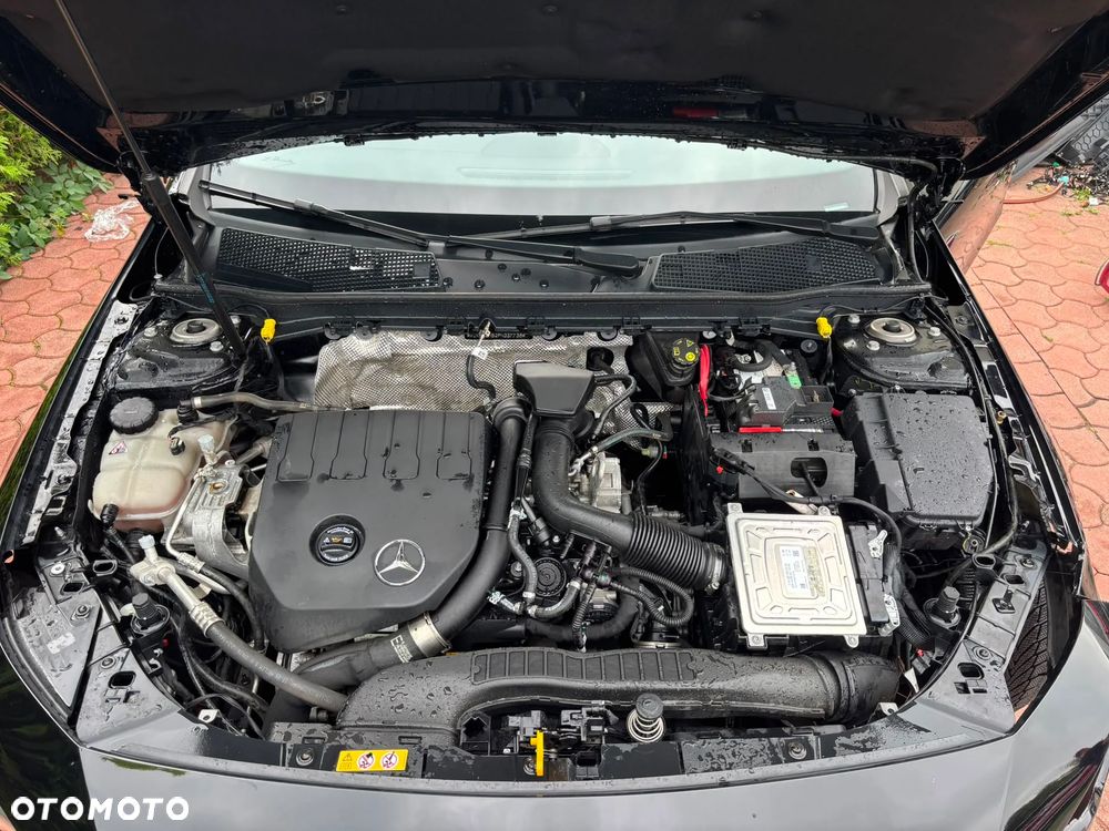Mercedes-Benz CLA 200 AMG Line 7G-DCT - 6