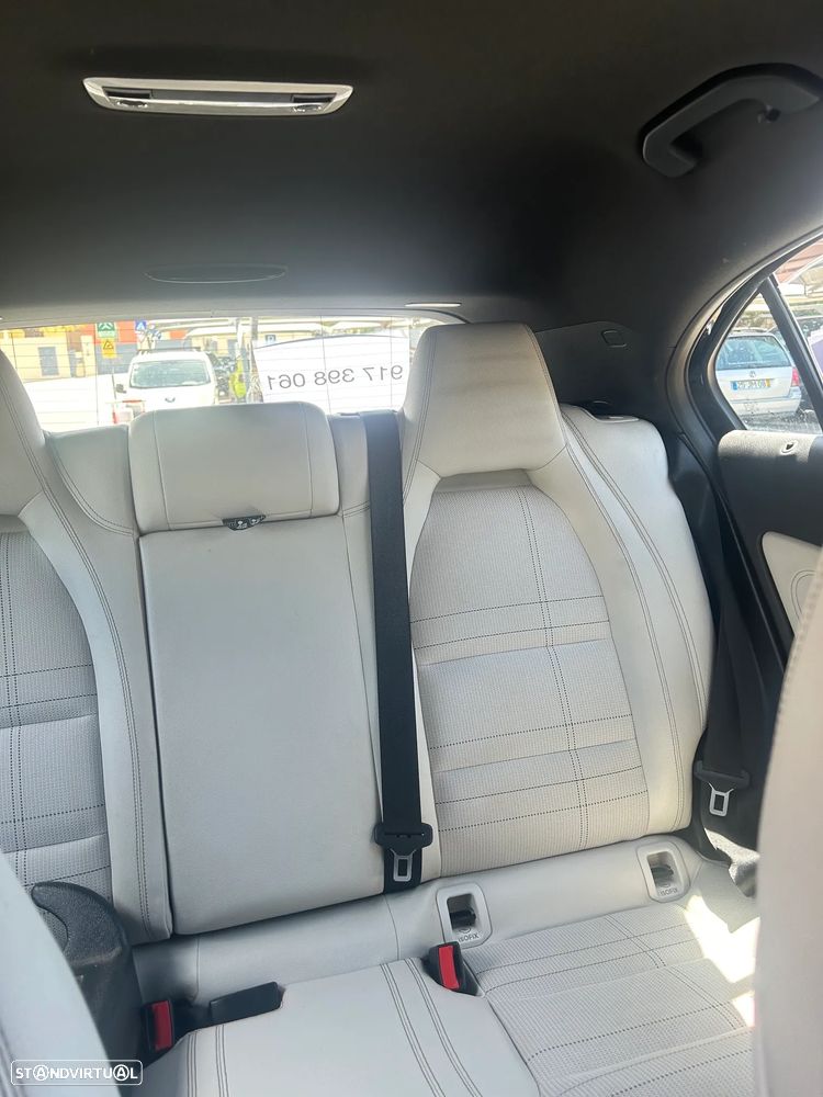 Mercedes-Benz A 180 CDI BE Edition AMG Line - 4
