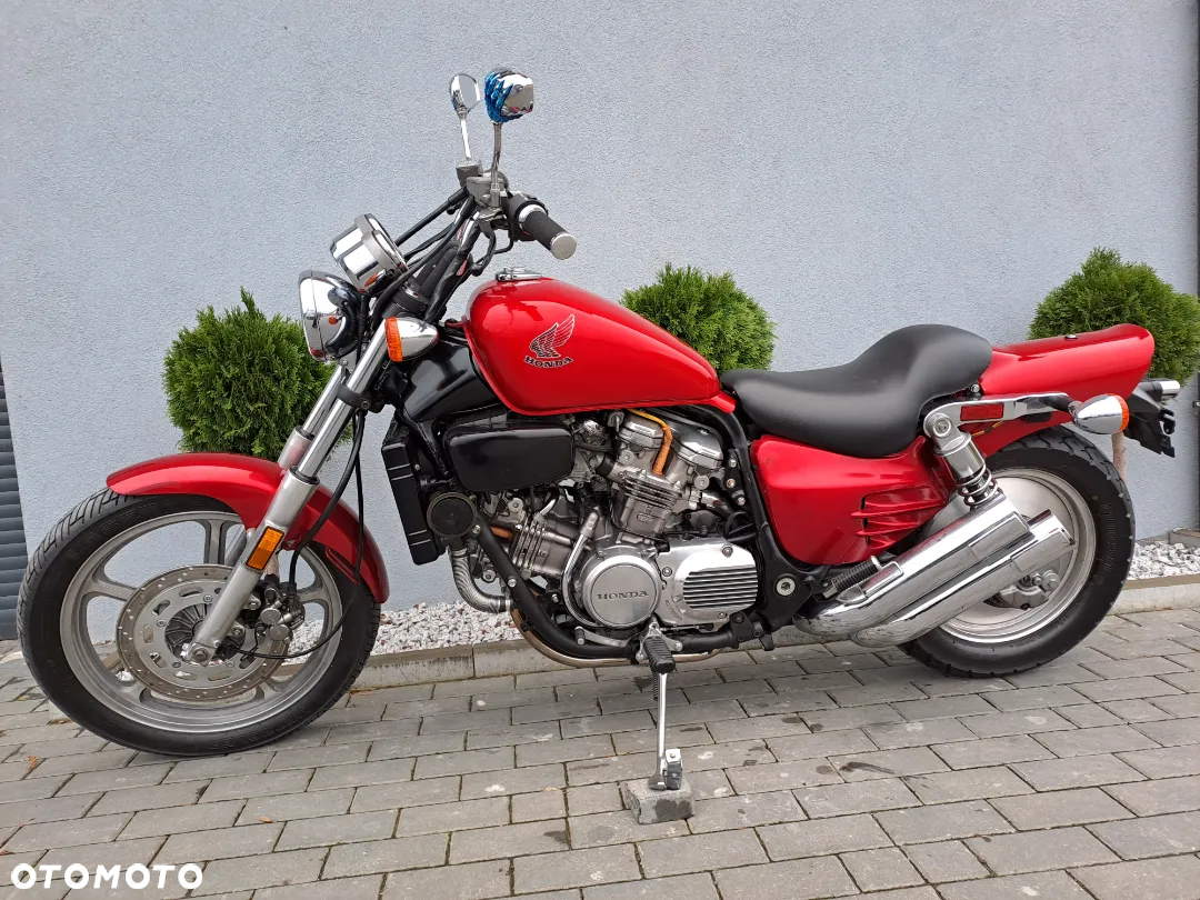 Honda VF - 4