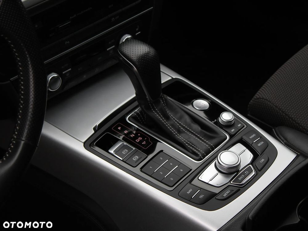 Audi A6 Avant 2.0 TDI Ultra S tronic - 15