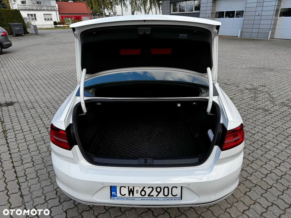 Volkswagen Passat 1.8 TSI BMT Highline DSG - 11