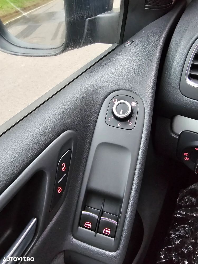 Volkswagen Golf 1.4 TSI DSG Highline - 32