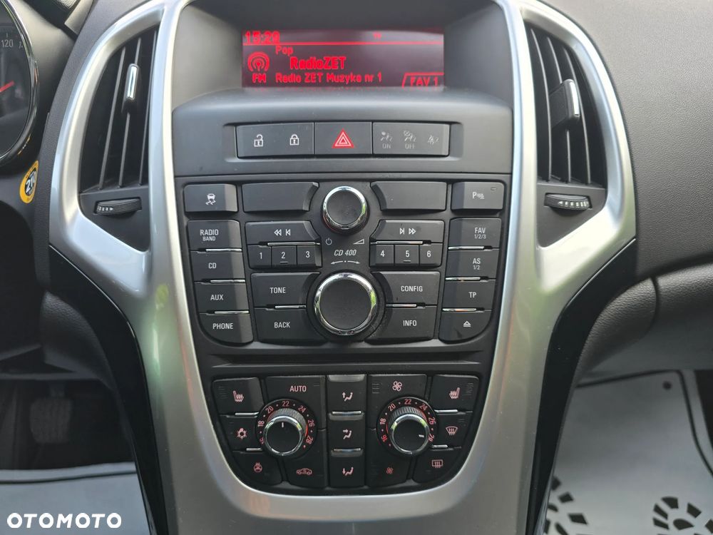 Opel Astra 1.4 Turbo Style - 25