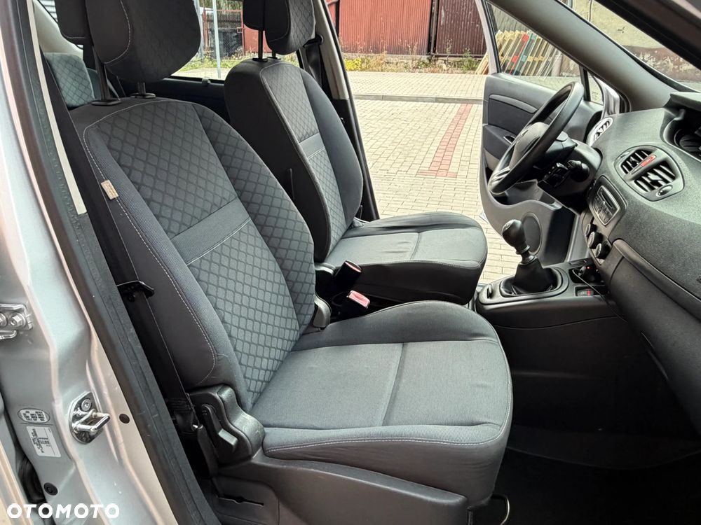 Renault Scenic - 31