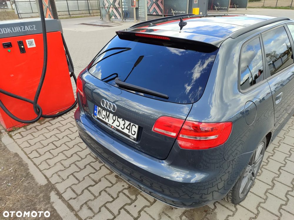 Audi A3 Sportback 2.0 TDI DPF Quattro Attraction - 8