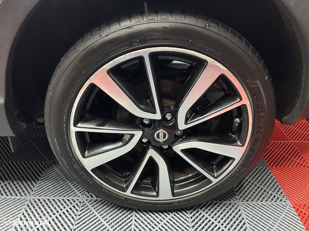 Nissan Qashqai 1.5 dCi Tekna J19 - 19