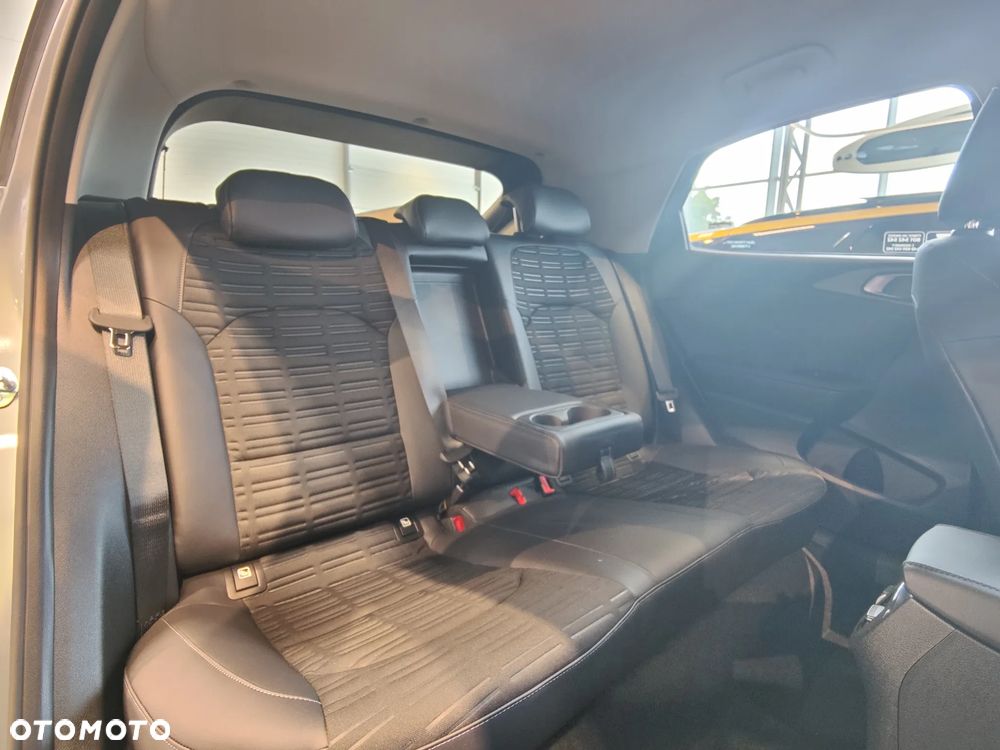 Kia XCeed 1.6 T-GDI L DCT - 12