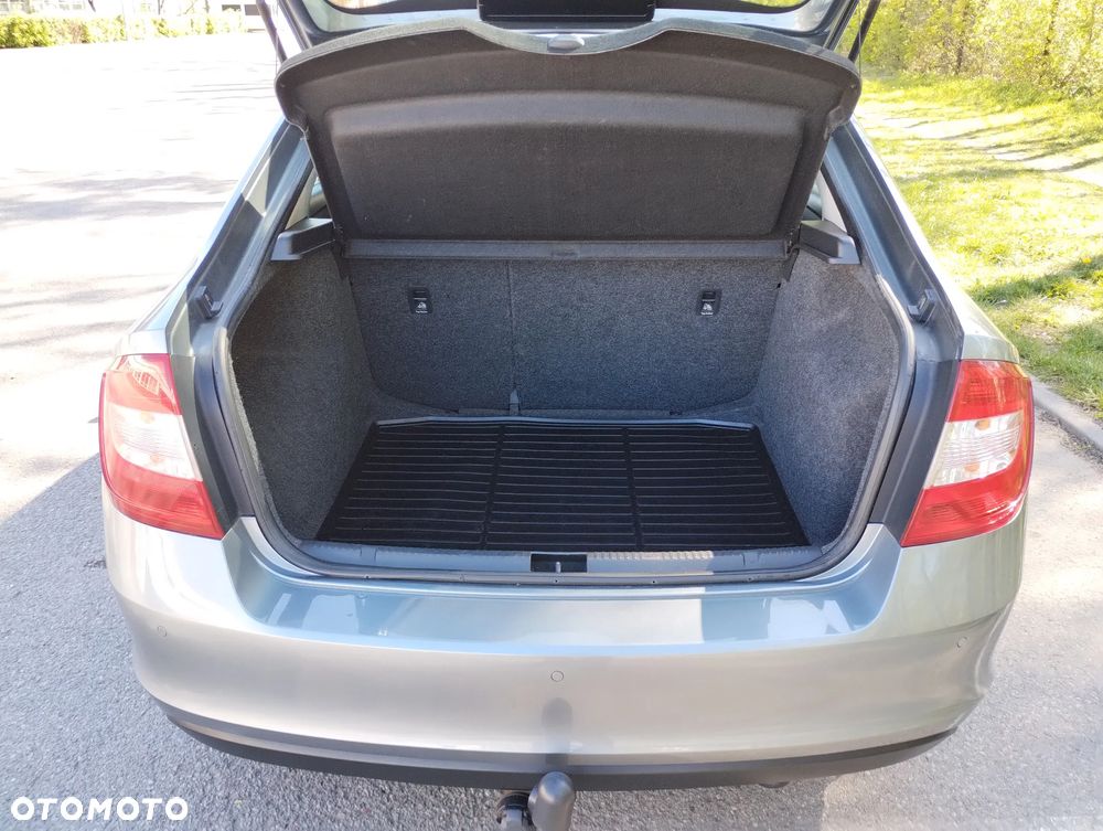 Skoda RAPID 1.2 TSI Ambition - 12