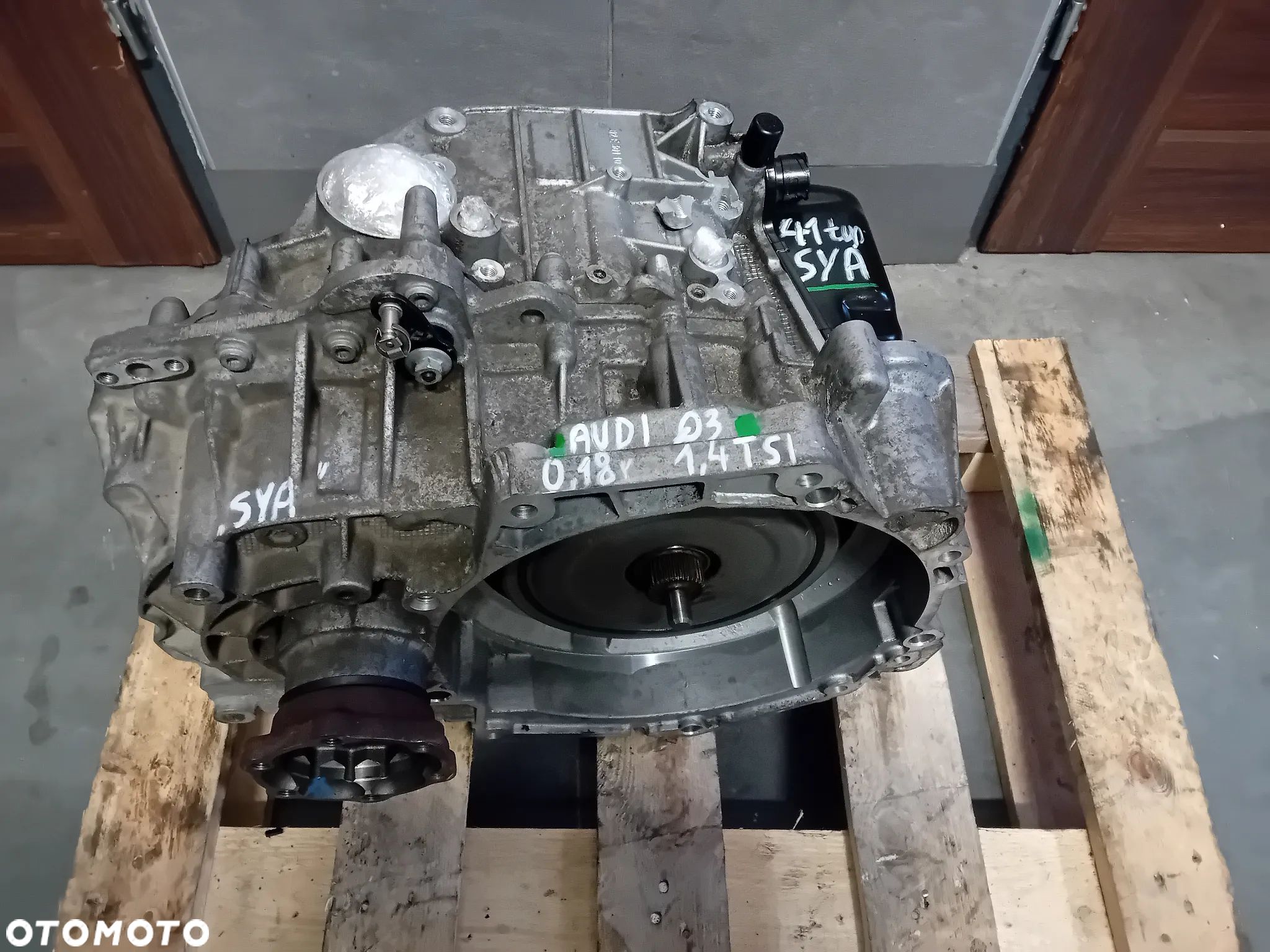 skrzynia biegów automat 1.4 TFSI SYA Audi Q3 2018 41 przebieg 41 tys km uszkodzony uchwyt - 1