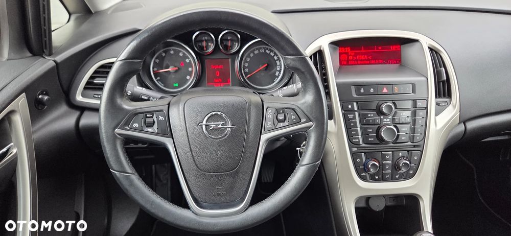 Opel Astra 1.4 ecoFLEX - 26