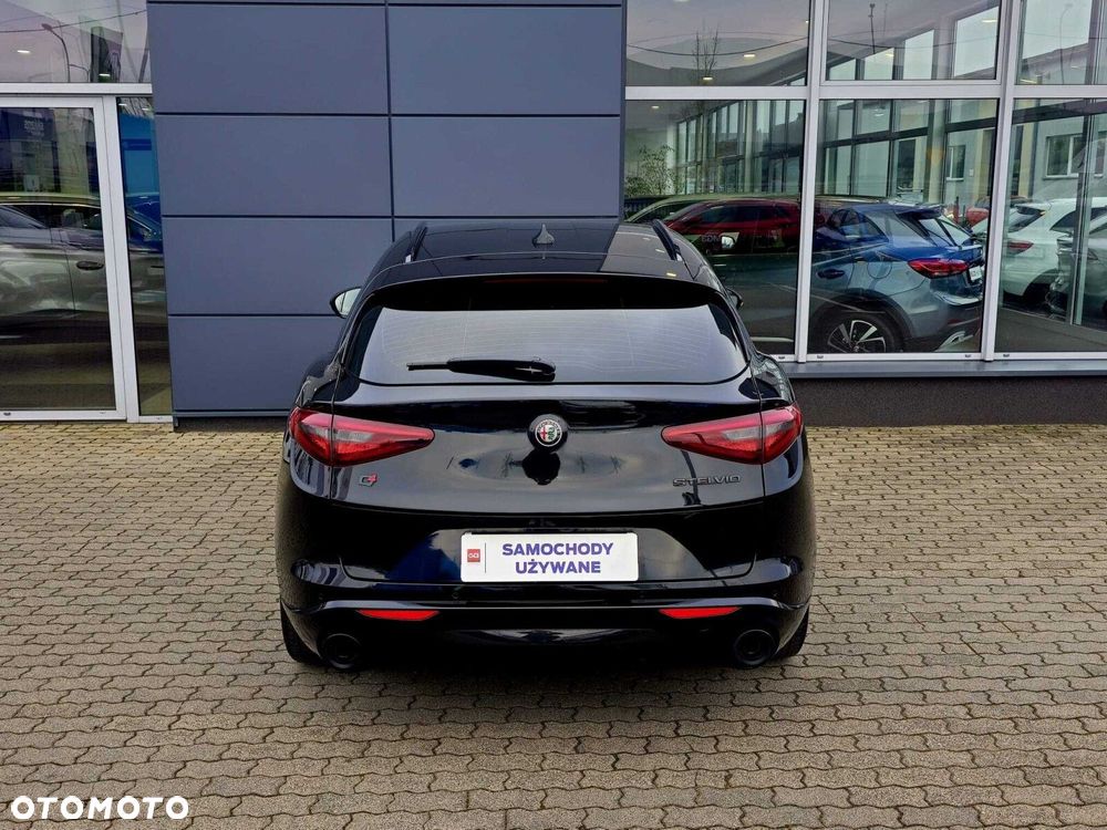 Alfa Romeo Stelvio 2.0 Turbo Veloce Q4 - 7