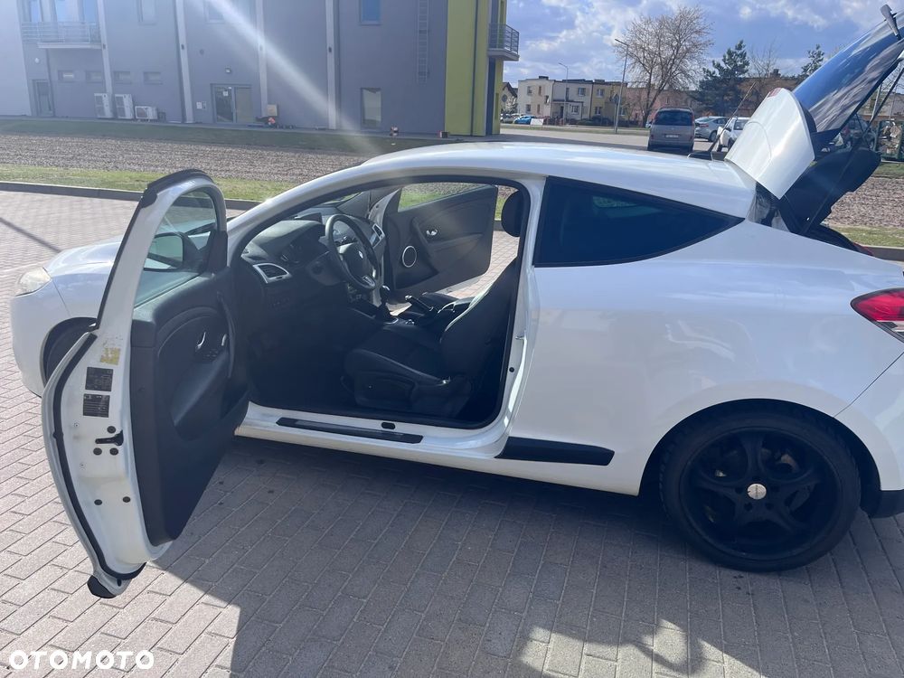 Renault Megane 1.9 dCi FAP Dynamique - 3