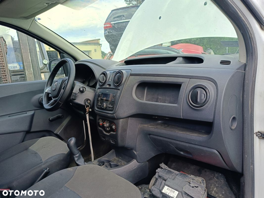 DACIA DOKKER CD RADIO BLUETOOTH - 6