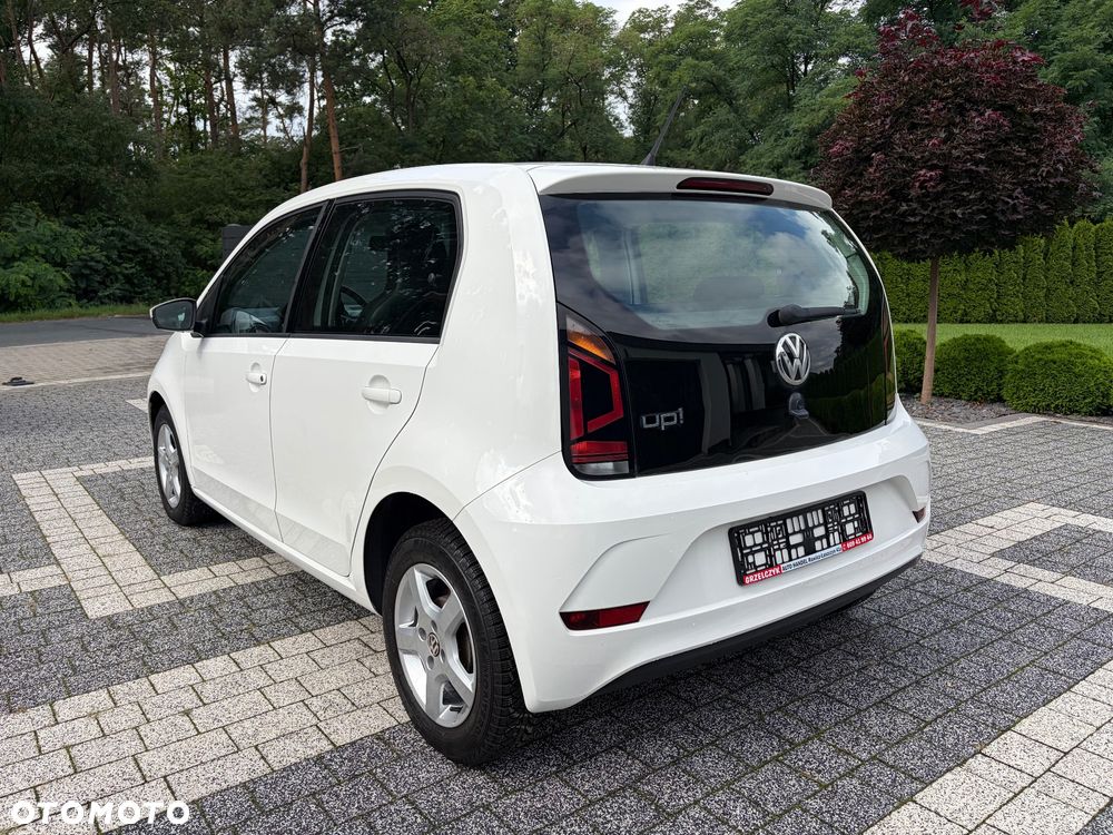Volkswagen up! move - 4