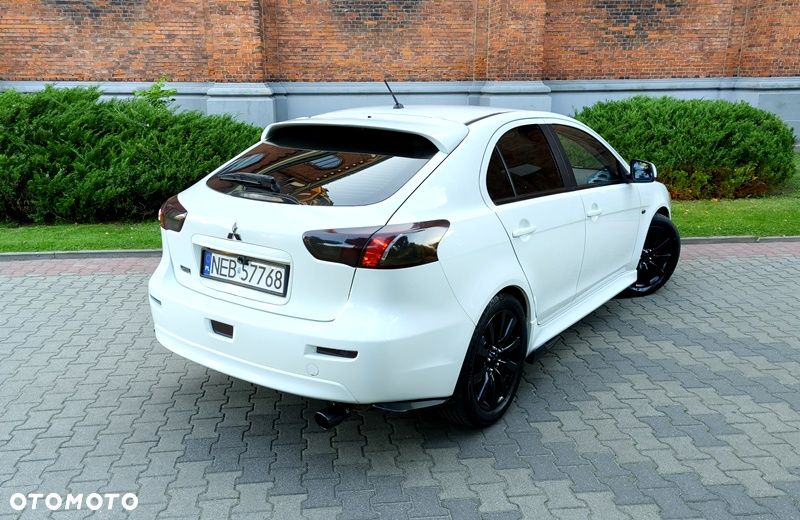 Mitsubishi Lancer 1.6 Invite - 22