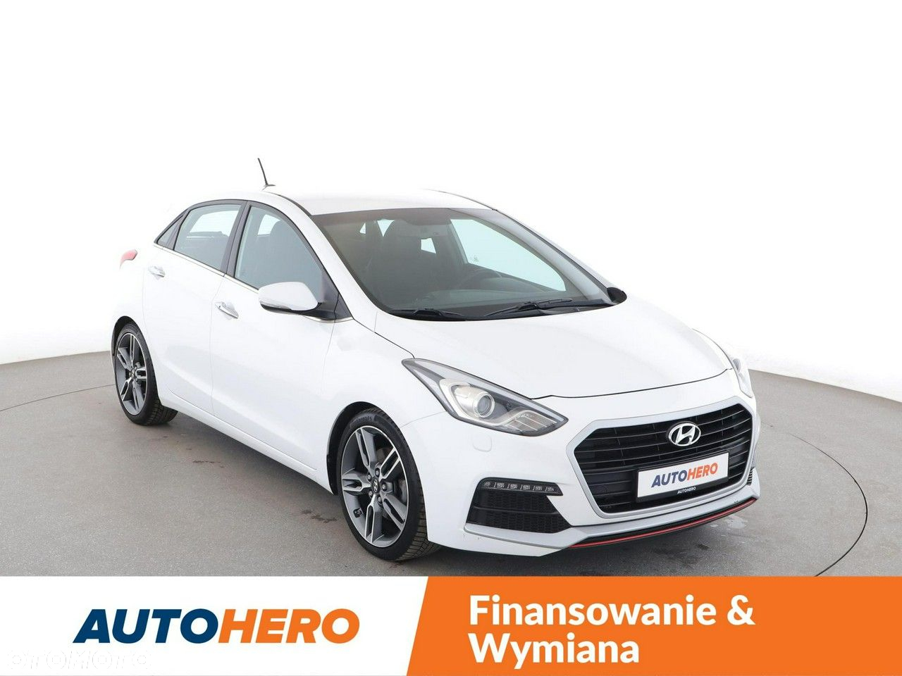 Hyundai i30 1.6 T GDI Turbo - 10