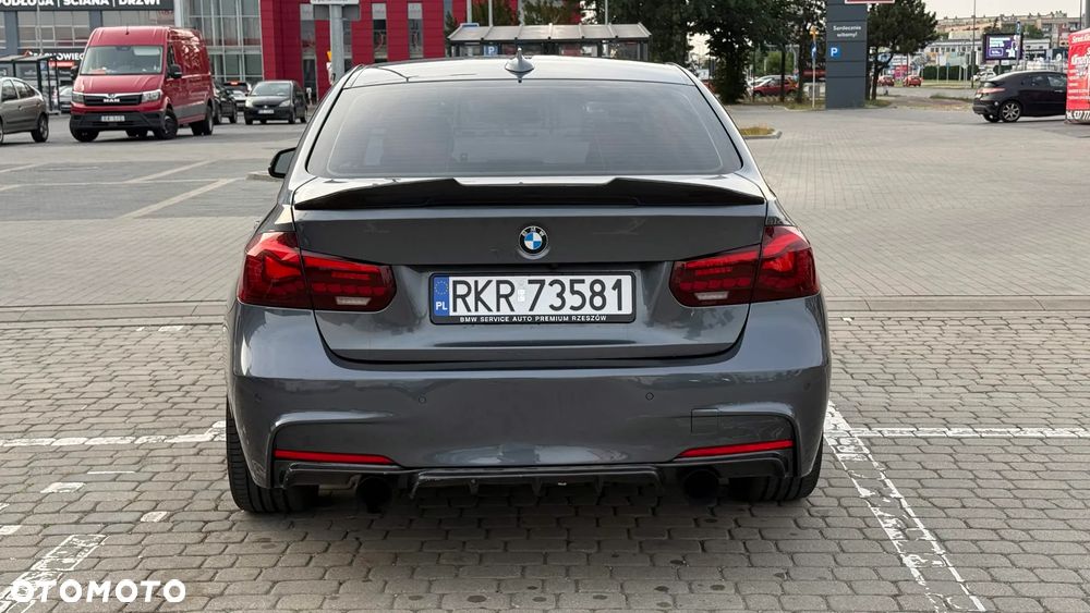BMW Seria 3 340i xDrive Edition M Sport Shadow - 6