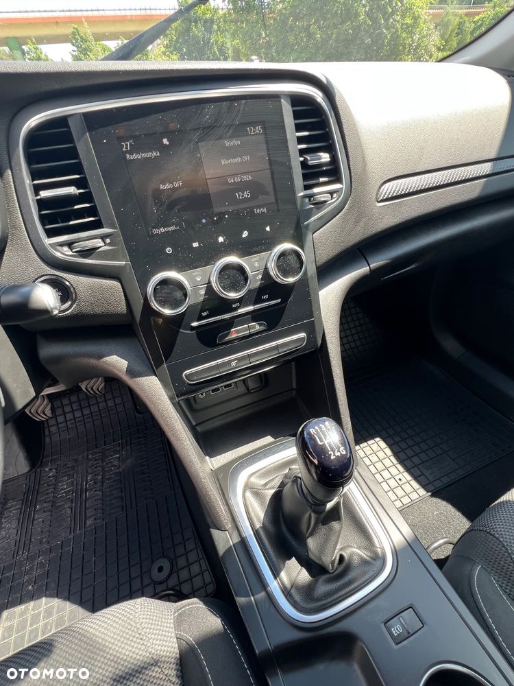 Renault Megane 1.3 TCe FAP Zen - 11