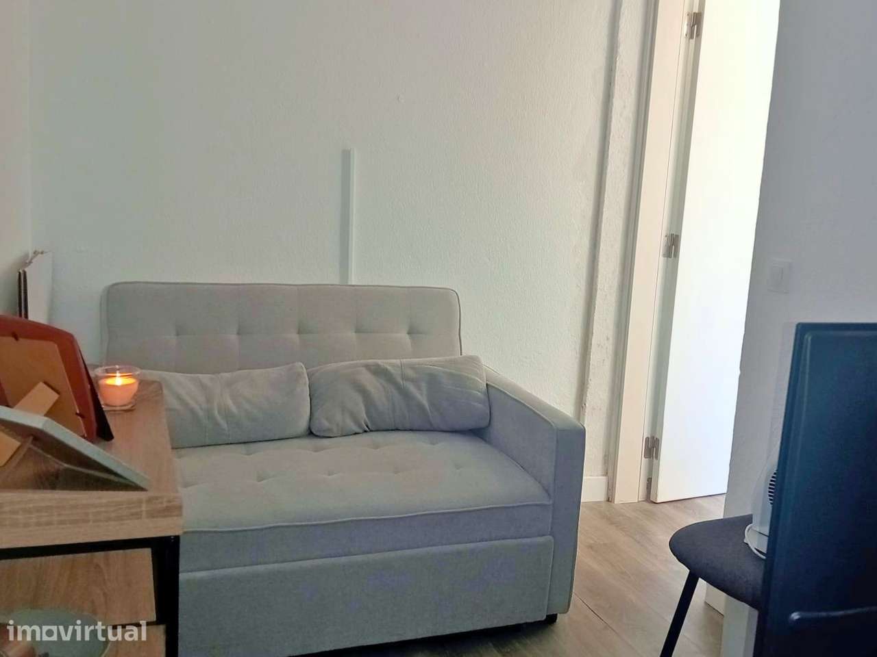 Apartamento T2 convertido em T1 com Terraço - Grande imagem: 5/9