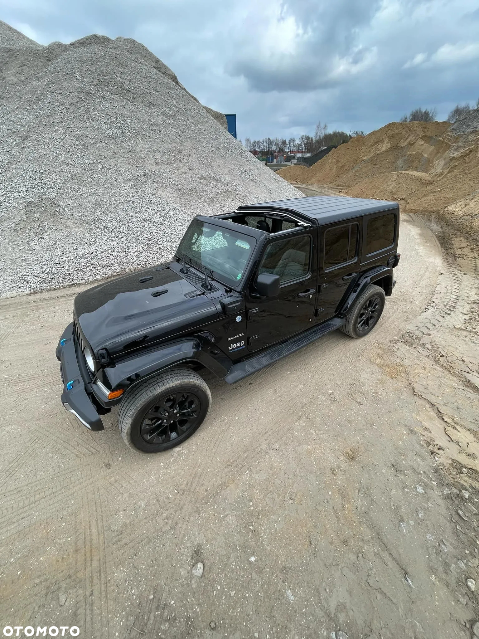 Jeep Wrangler - 5