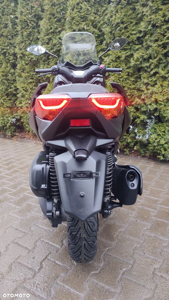 Yamaha X-max - 13