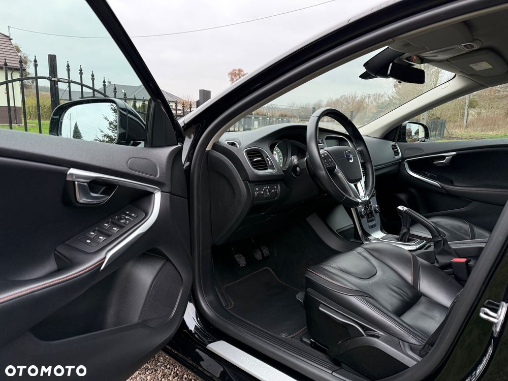 Volvo V40 D2 Ocean Race - 7