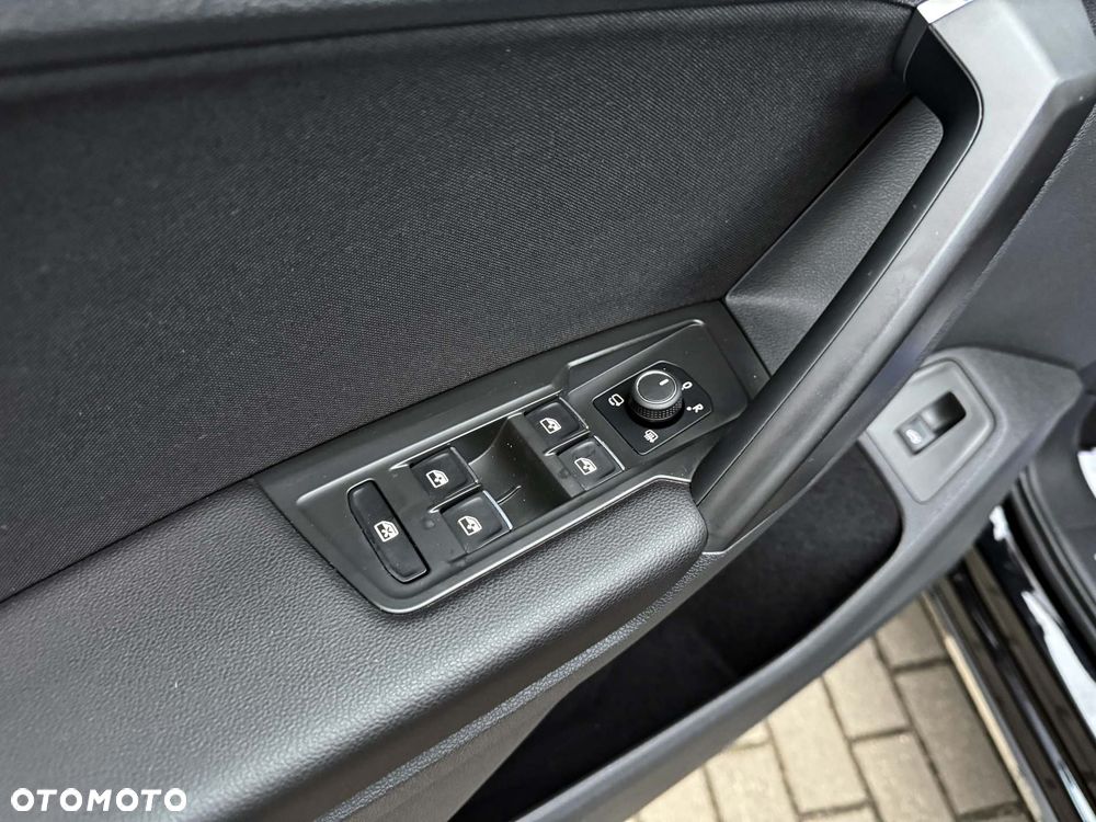 Volkswagen Tiguan Allspace 2.0 TDI 4Mot SCR Highline DSG 7os - 28