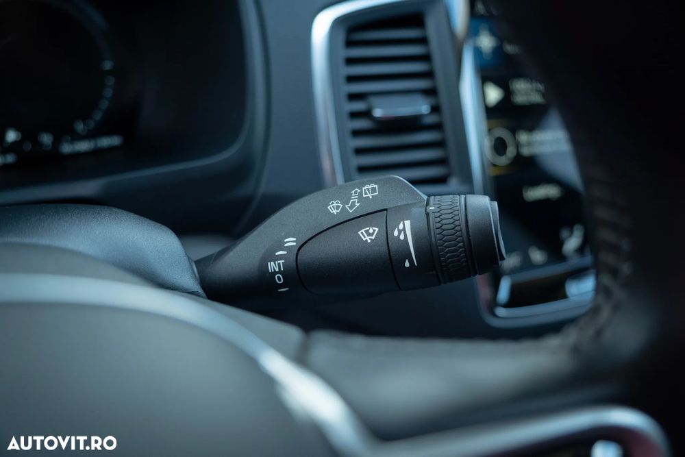 Volvo XC 90 T8 AWD Recharge Geartronic Inscription Edition - 29