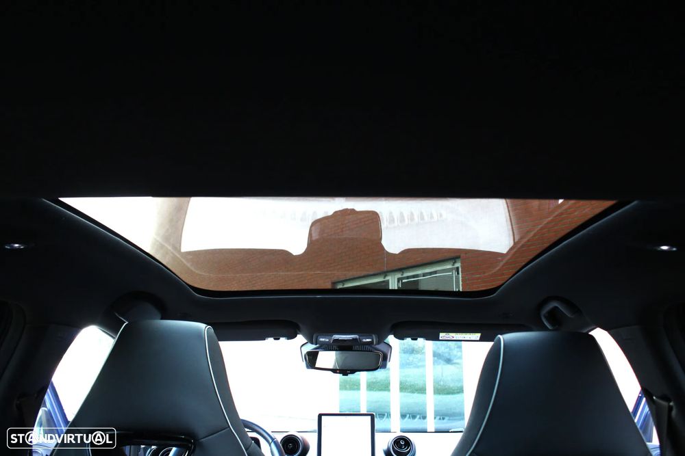 BYD Dolphin 60.4 kWh Design - 39