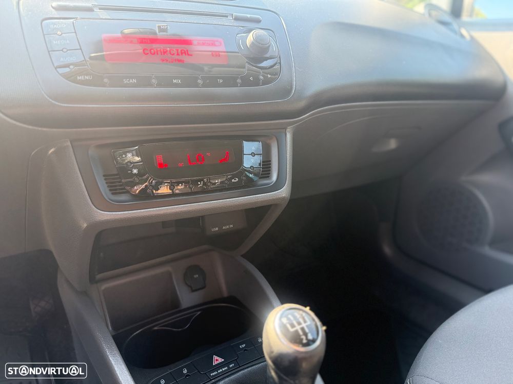 SEAT Ibiza ST 1.6 TDI Copa DPF - 16