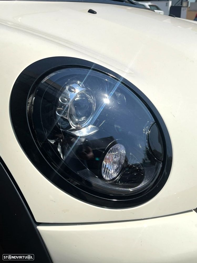 MINI 3 Portas Cooper SD - 26