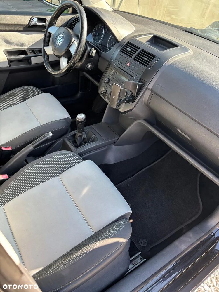 Volkswagen Polo - 29