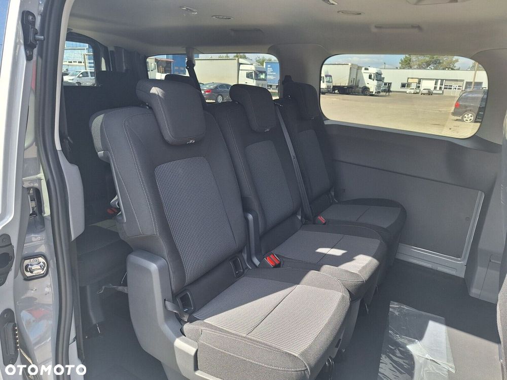 Volkswagen Transporter - 18