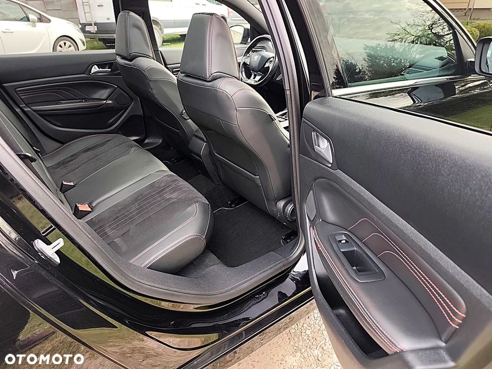 Peugeot 308 BlueHDi 180 EAT6 GT - 20