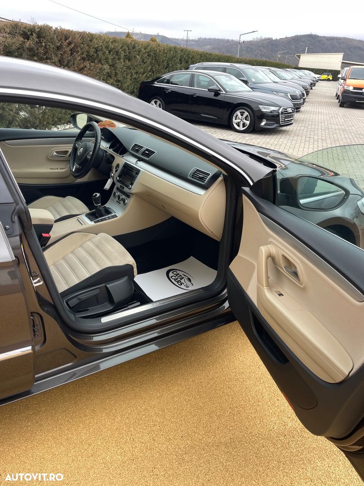 Volkswagen Passat CC 2.0 TDI BlueMotion Technology - 23