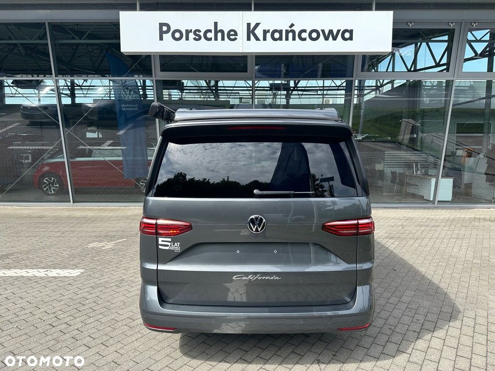 Volkswagen california Nowa California Beach silnik: 2,0 l TDI SCR 150 KM / skrzynia biegów: 7-biegowa DSG rozstaw osi: 3124 mm - 7
