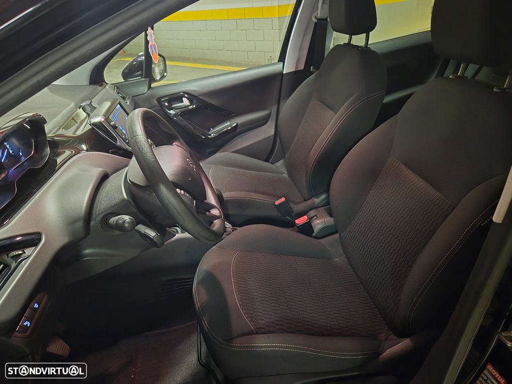 Peugeot 208 1.5 BlueHDi Active Pack - 33