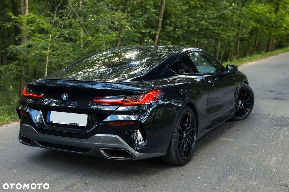 BMW Seria 8 - 11